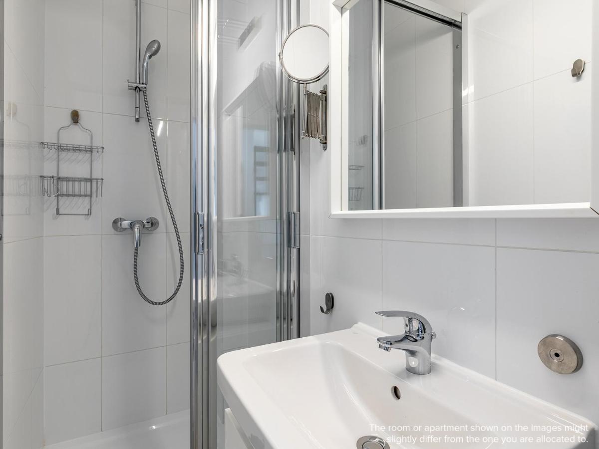 Numa Strauss Apartahotel
